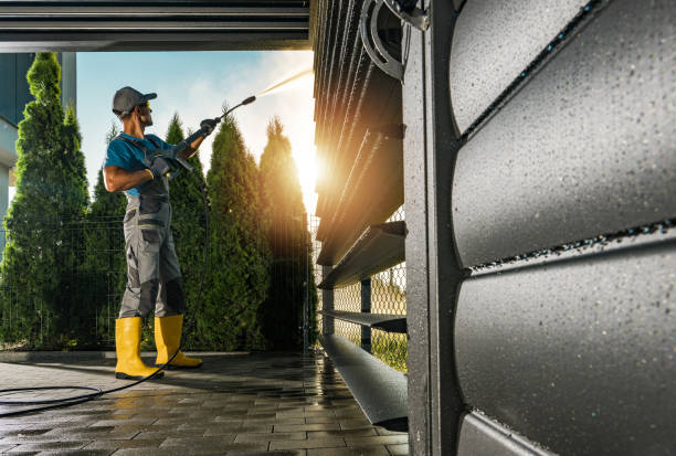 Best Pool Deck Cleaning  in Quinlan, TX